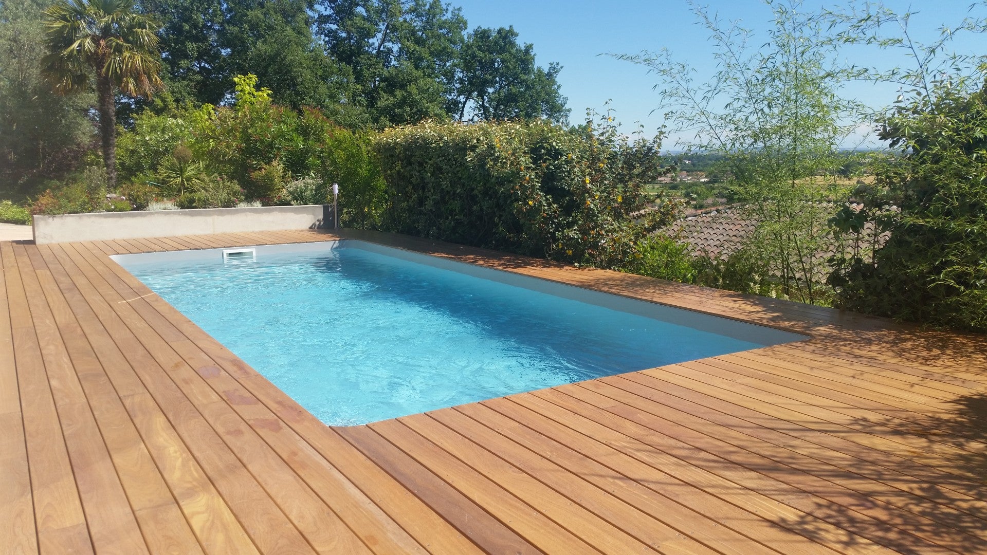 Sarkos Medence