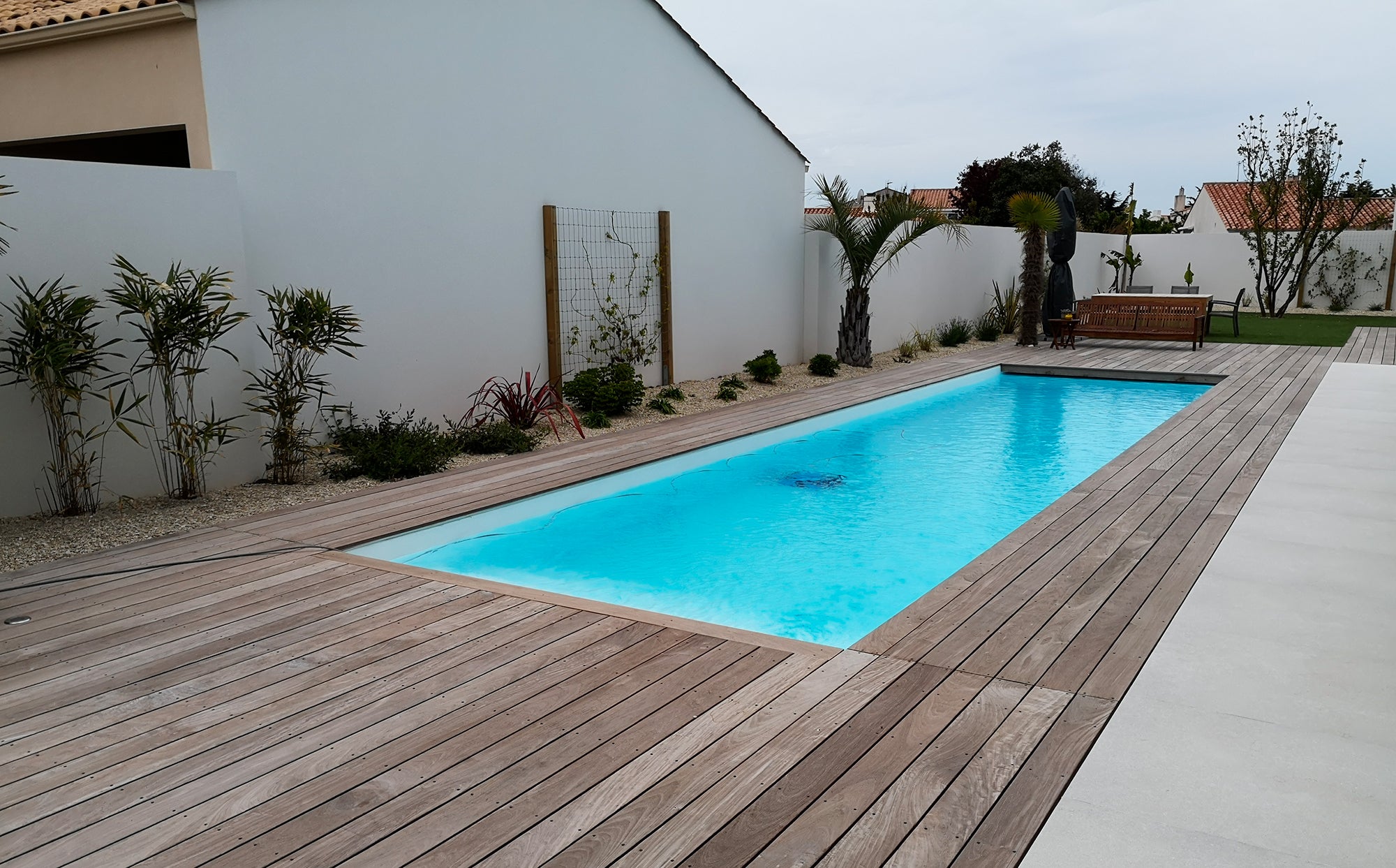 Sarkos Medence